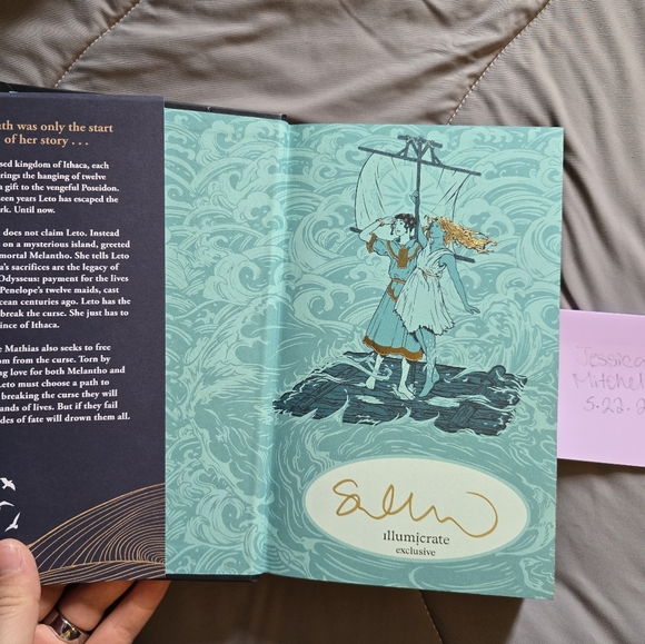 Gold 'Lies We Sing to the Sea' Book by Sarah Underwood - Picture 2 of 4